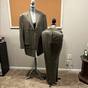 Calvin Klein Olive Green Two-Piece Suit Jacket & Trousers